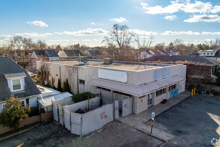 739 Greenwood Ave, Trenton, NJ à louer - Photo du bâtiment - Image 3 de 23