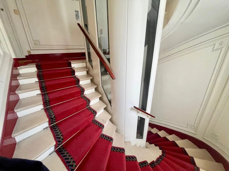 Bureau dans Paris à louer - Photo intérieure - Image 3 de 11