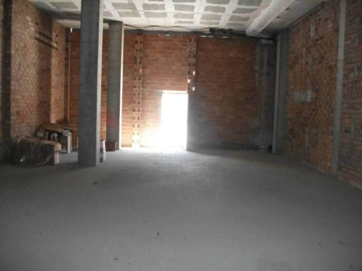 Retail in Manresa, Barcelona for lease Building Photo- Image 1 of 4