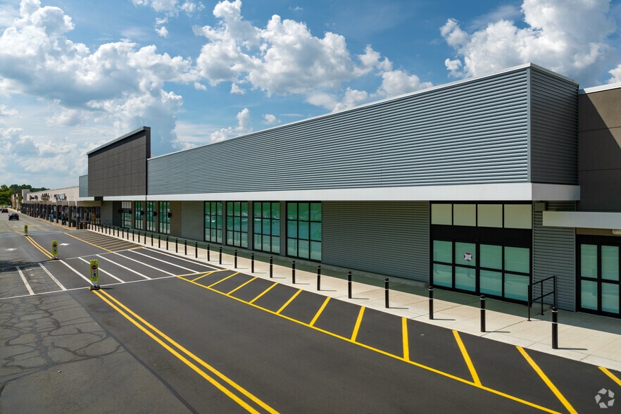 1710 US Highway 46, Little Falls, NJ for lease - Building Photo - Image 3 of 14