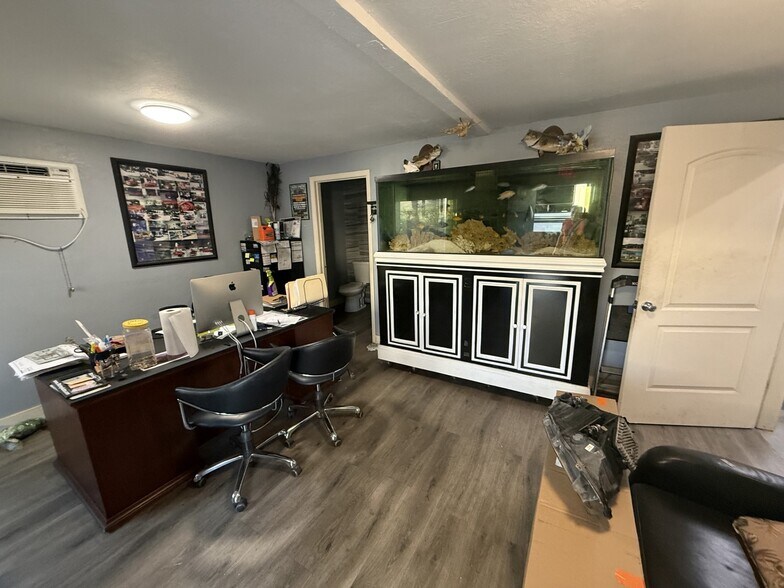 5508 Benchmark Ln, Sanford, FL à vendre - Photo du bâtiment - Image 3 de 110