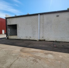 114 N High St, Columbus Grove, OH à louer Photo du bâtiment- Image 2 de 22