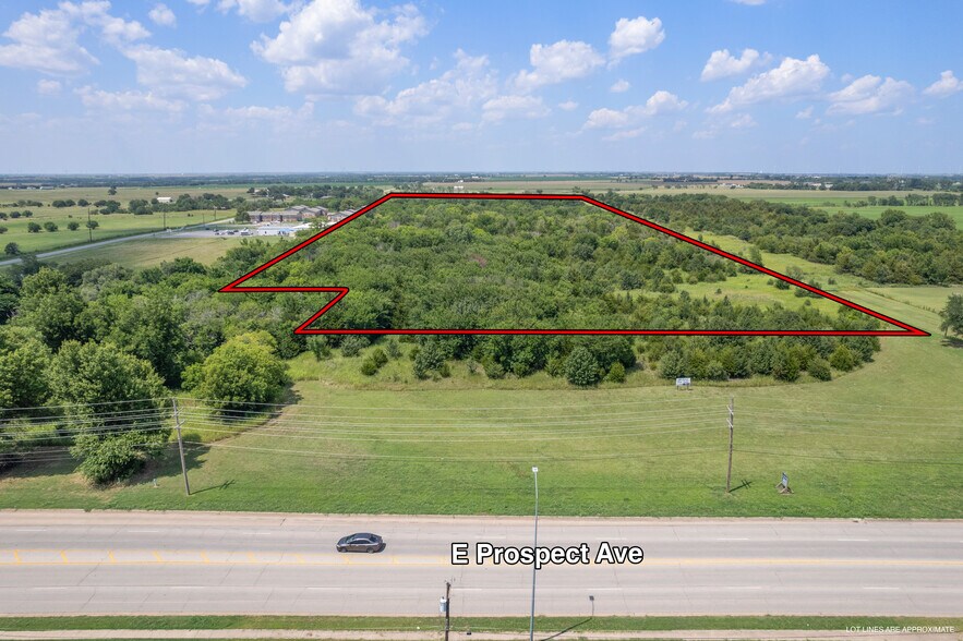 211 Prospect Ave, Ponca City, OK for sale - Building Photo - Image 2 of 20