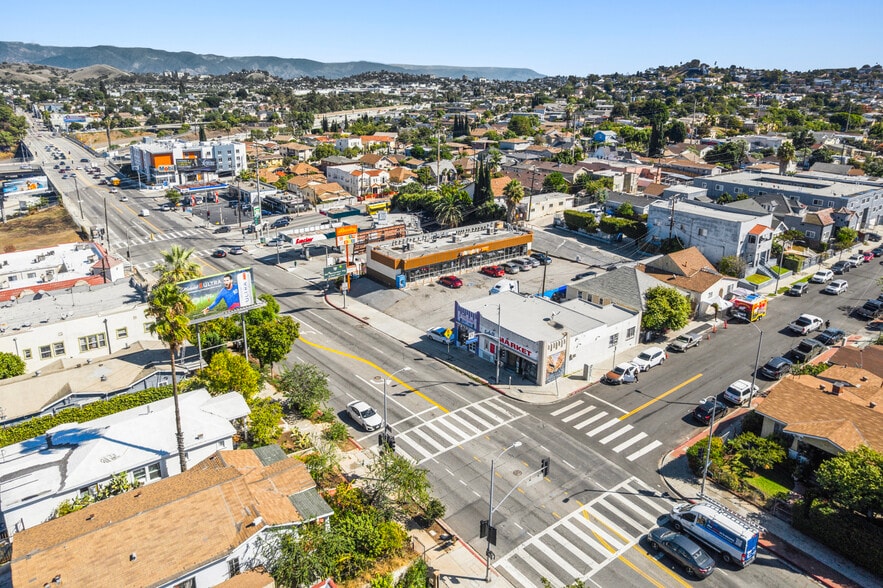 900 N Soto St, Los Angeles, CA for sale - Building Photo - Image 2 of 9