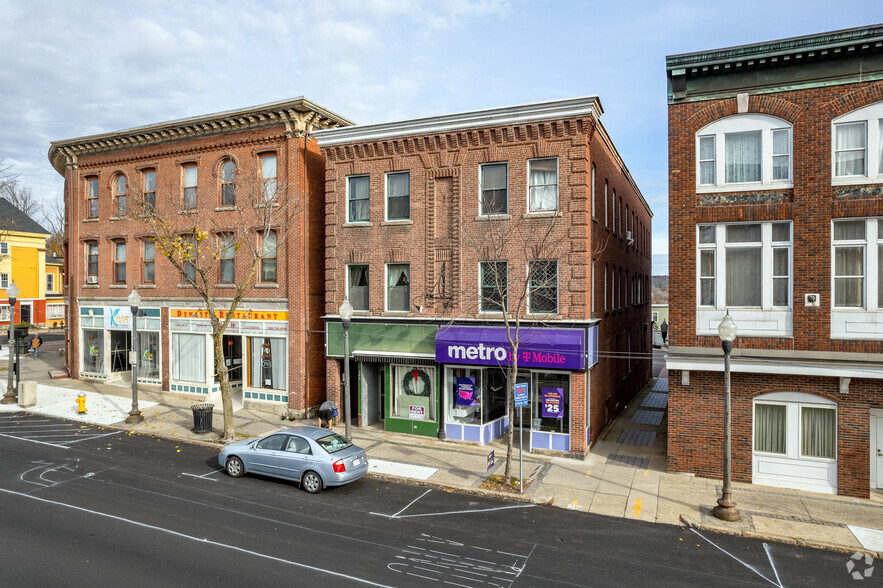 338-340 Main St, Southbridge, MA à louer - Photo principale - Image 1 de 5