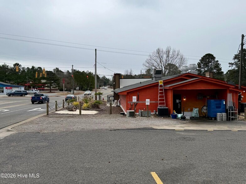 3400 US Hwy 1, Vass, NC à vendre - Photo du bâtiment - Image 2 de 34
