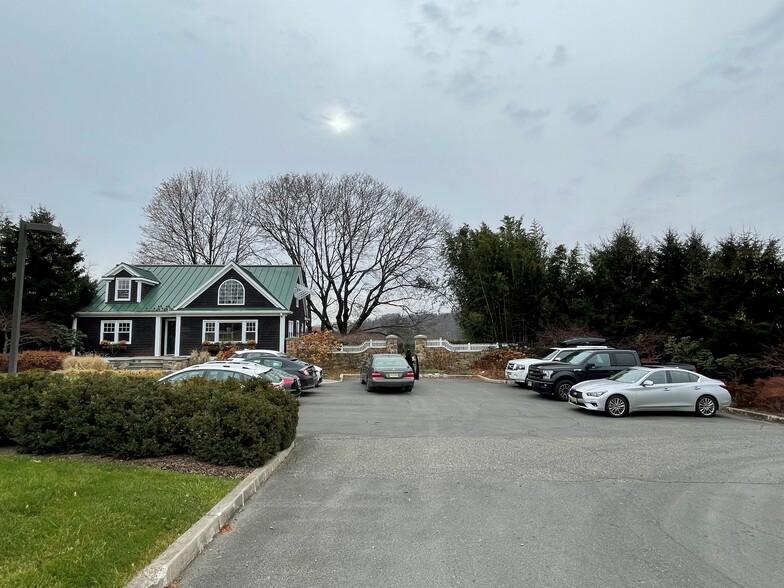 1473 US Highway 22 E, Annandale, NJ for lease - Primary Photo - Image 1 of 20