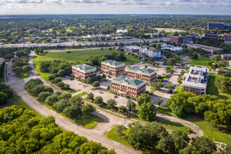 52 Sugar Creek Center Blvd, Sugar Land, TX - Aérien  Vue de la carte - Image1