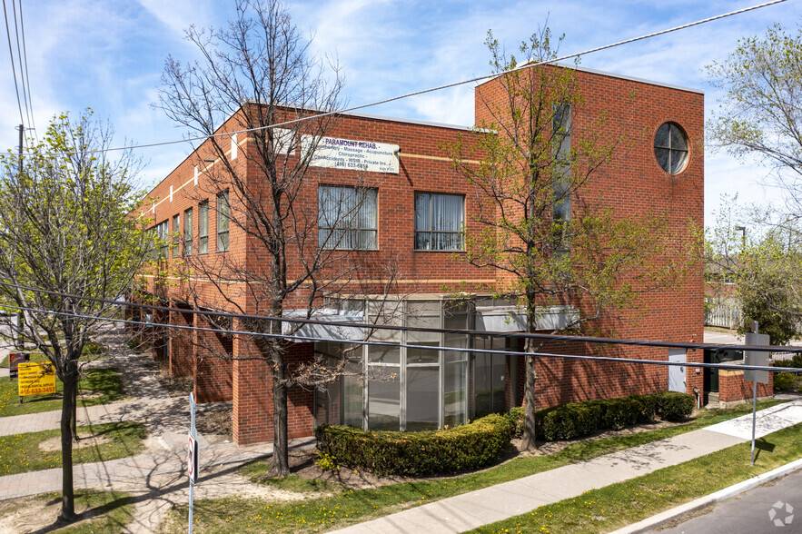 2801 Keele St, Toronto, ON à louer - Photo principale - Image 1 de 3