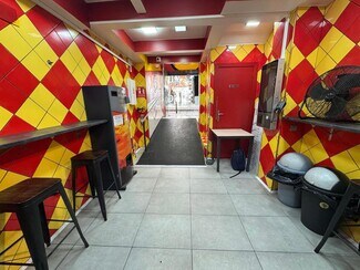 Plus de détails pour Commerce de détail à louer