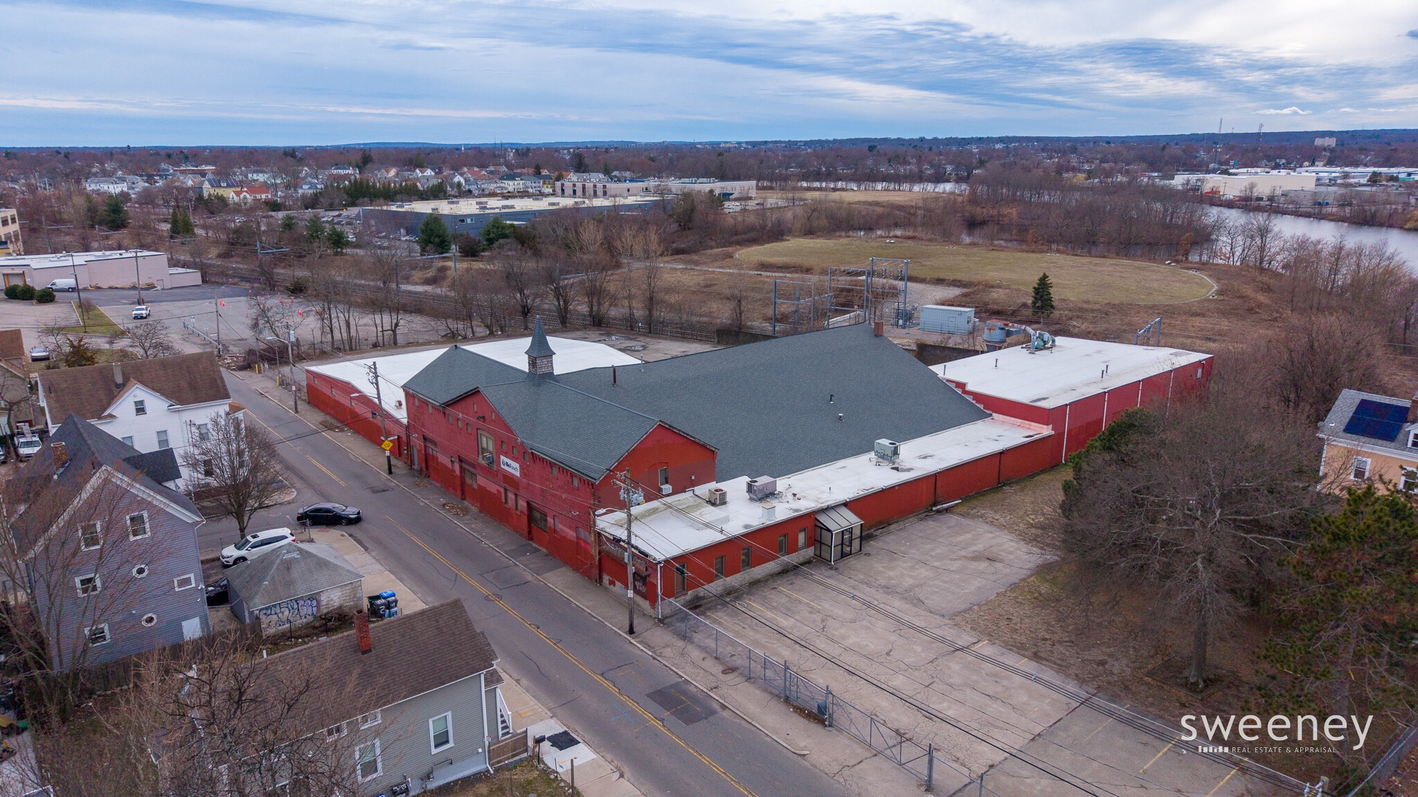 333 Bucklin St, Providence, RI for sale Primary Photo- Image 1 of 12