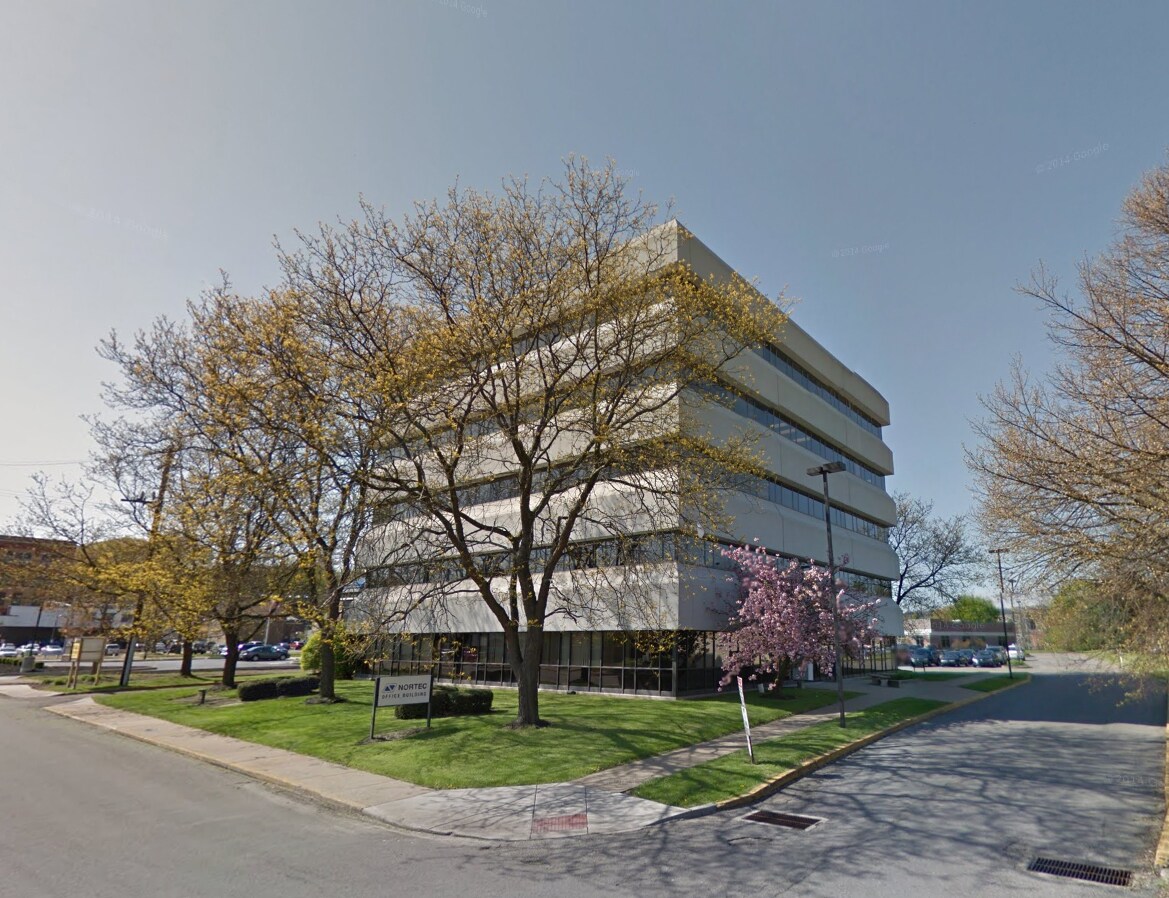 102 Broadway St, Carnegie, PA à louer Photo du bâtiment- Image 1 de 8