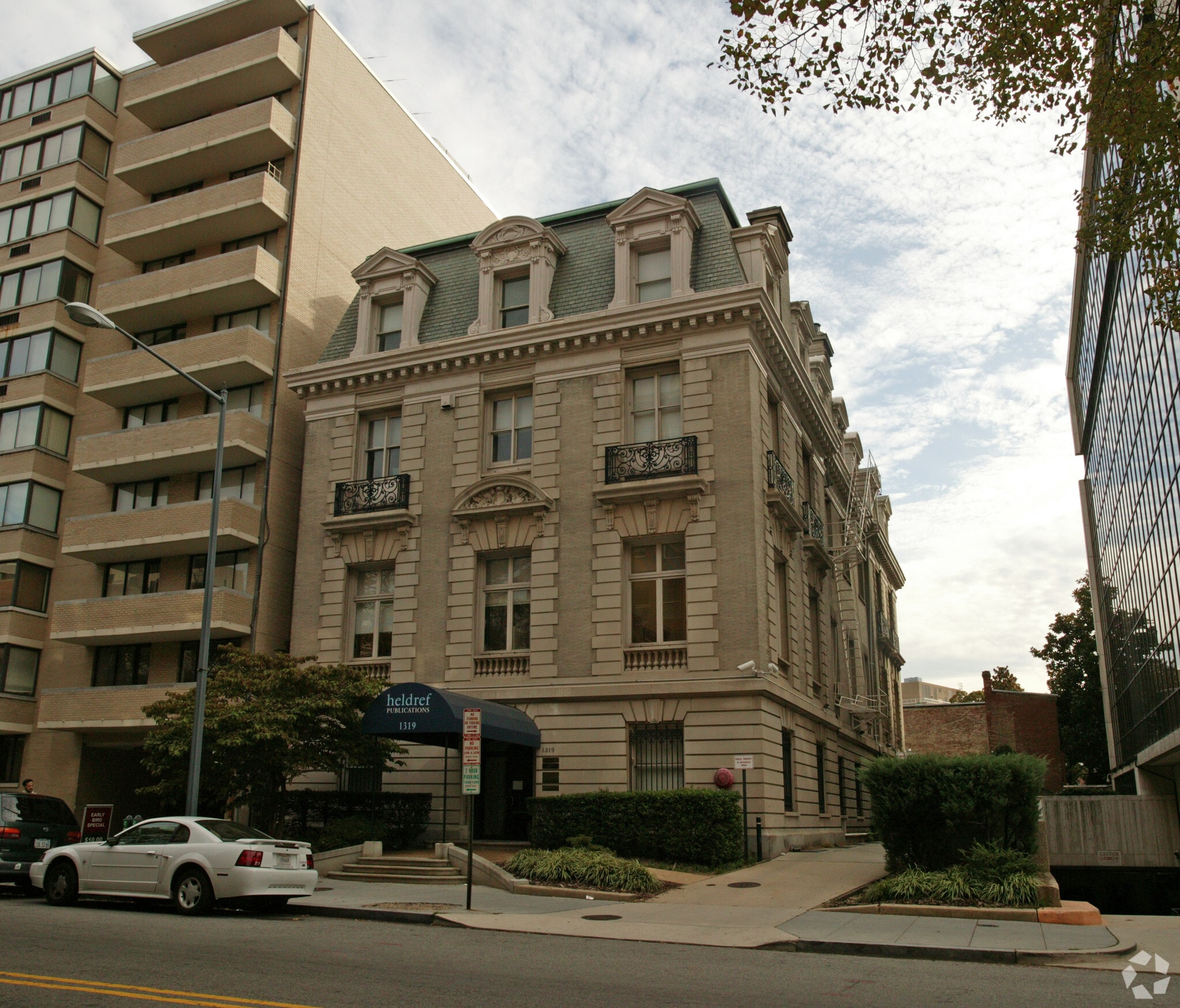 1319 18th St NW, Washington, DC for lease Primary Photo- Image 1 of 23