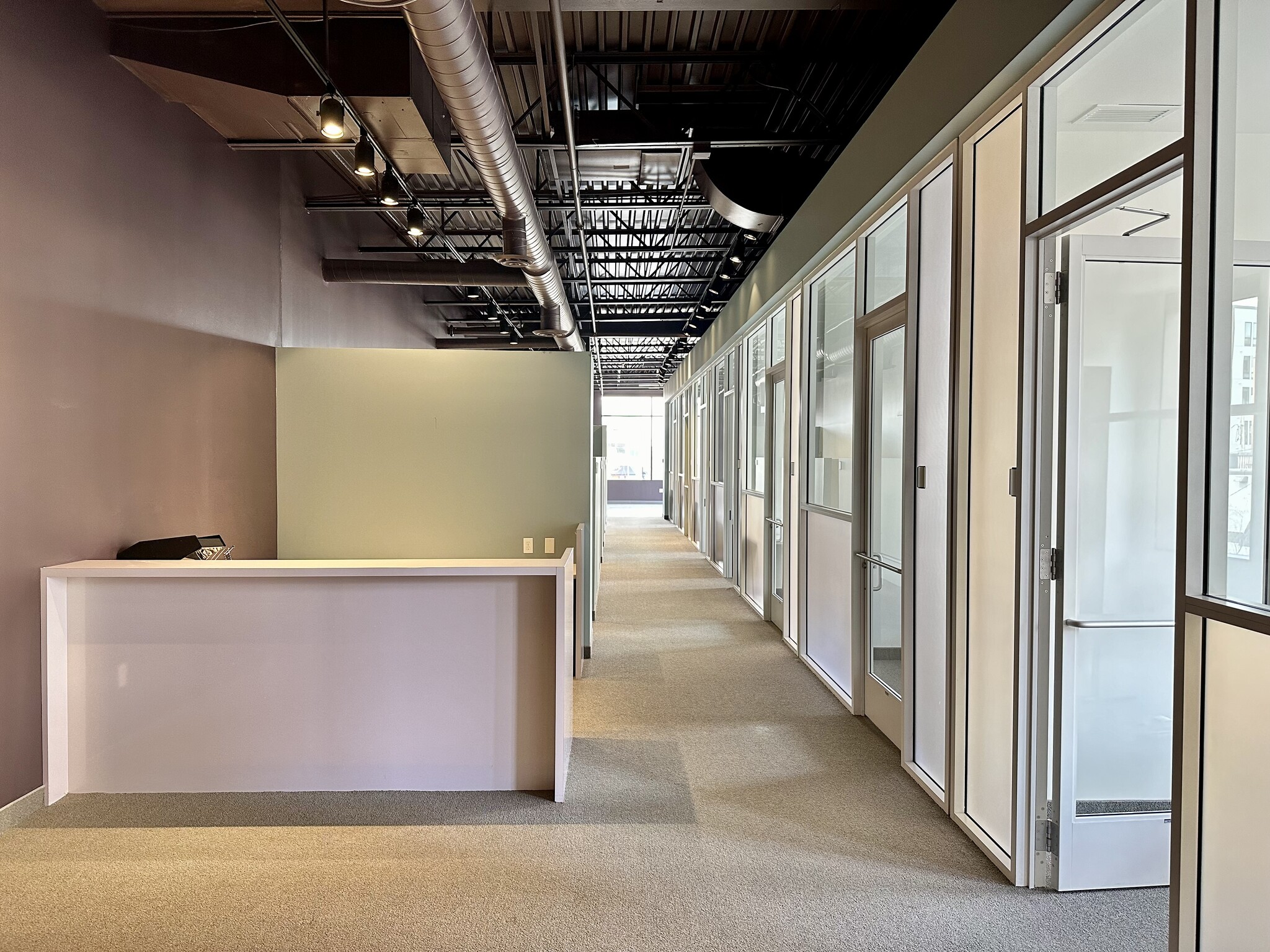 1221 W Lake St, Minneapolis, MN for lease Interior Photo- Image 1 of 4