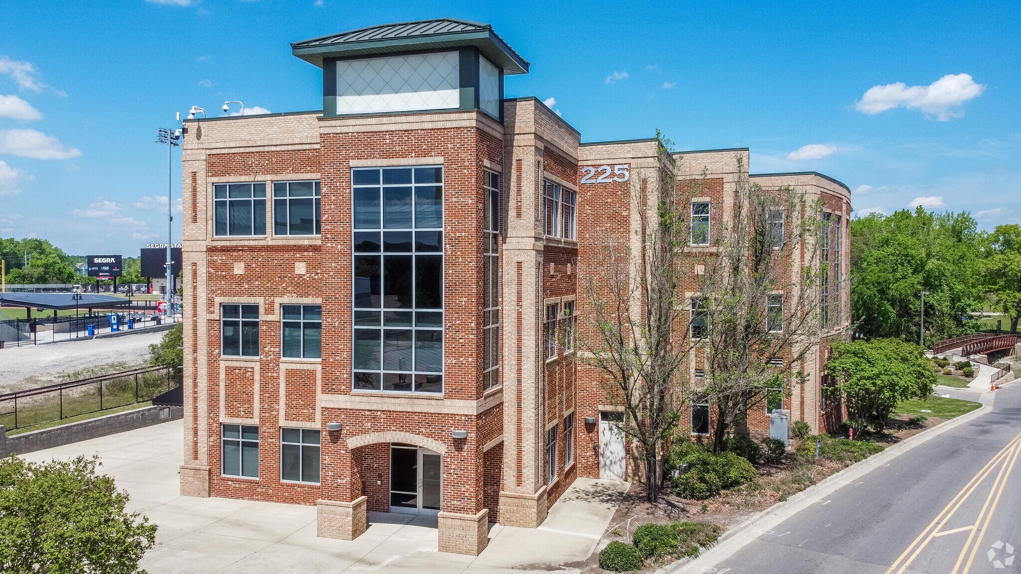 225 Ray Ave, Fayetteville, NC for sale Building Photo- Image 1 of 1