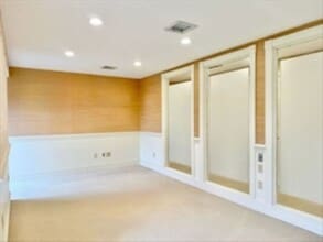 1624 Sudbury Rd, Concord, MA for lease Interior Photo- Image 2 of 15