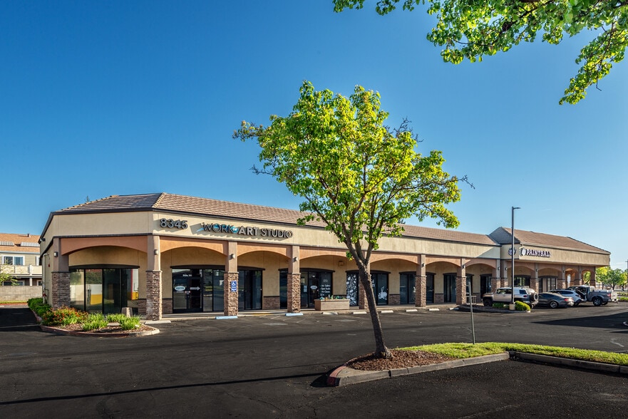 8363-8383 Folsom Blvd, Sacramento, CA à louer - Photo du bâtiment - Image 2 de 14
