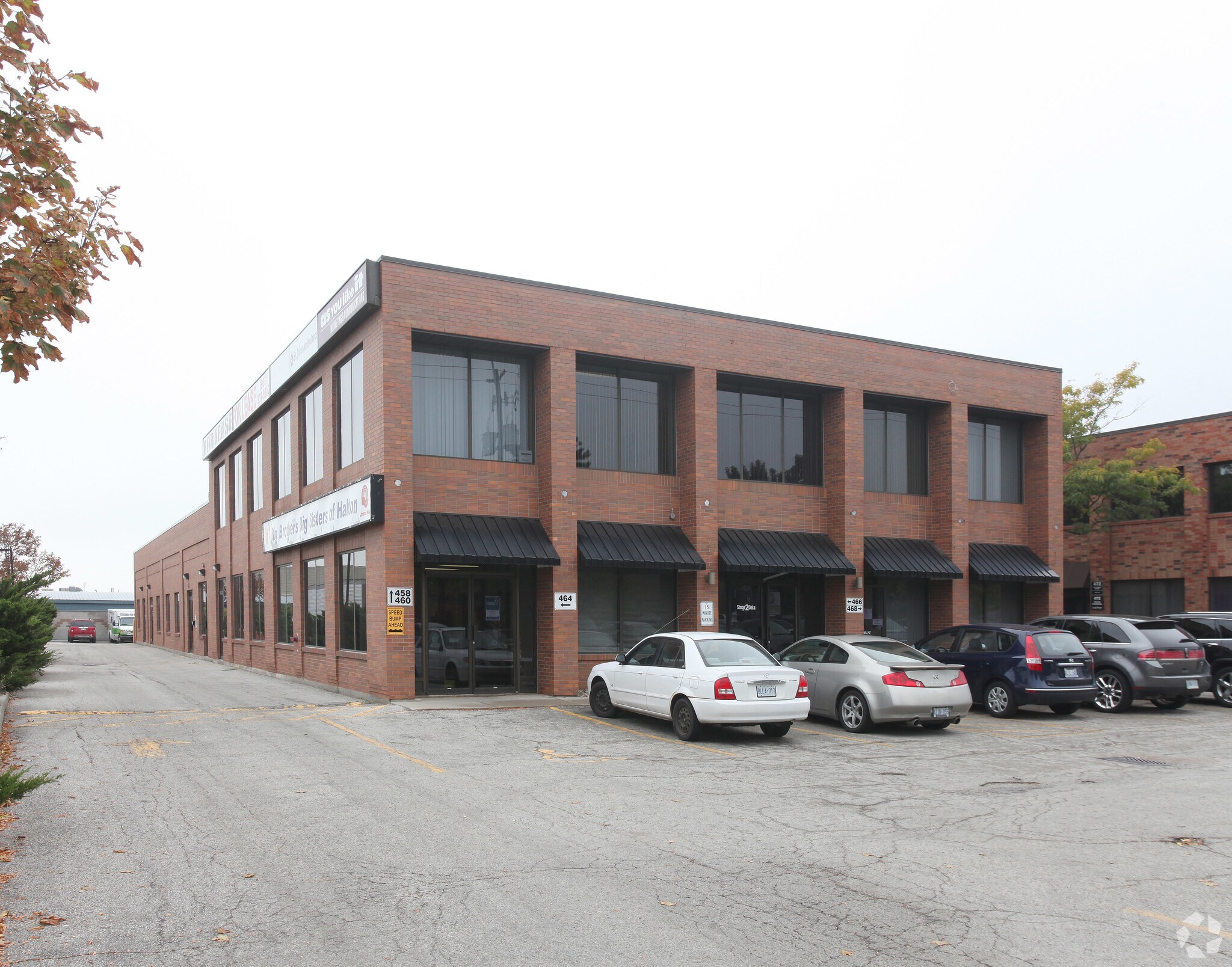 458-466 Morden Rd, Oakville, ON for sale Primary Photo- Image 1 of 1