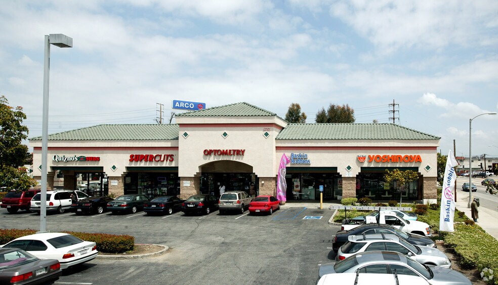 3901-4051 Inglewood Ave, Redondo Beach, CA à louer - Photo du bâtiment - Image 3 de 11