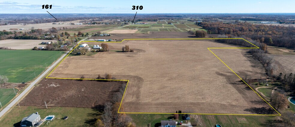 10217 Morse Rd SW, Pataskala, OH à vendre - Photo du bâtiment - Image 2 de 19