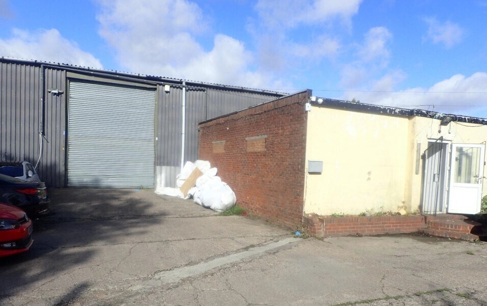 Tat Bank Rd, Oldbury à louer Photo du bâtiment- Image 1 de 3