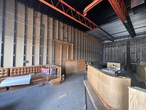 8184-8198 N Dixie Hwy, Newport, MI for lease Interior Photo- Image 2 of 8