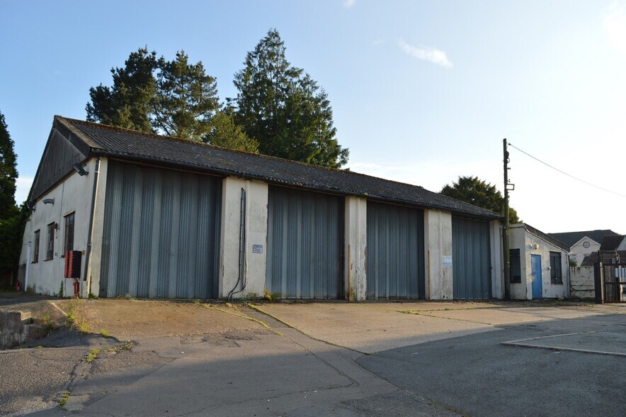 New St, Dunmow for sale - Primary Photo - Image 1 of 8