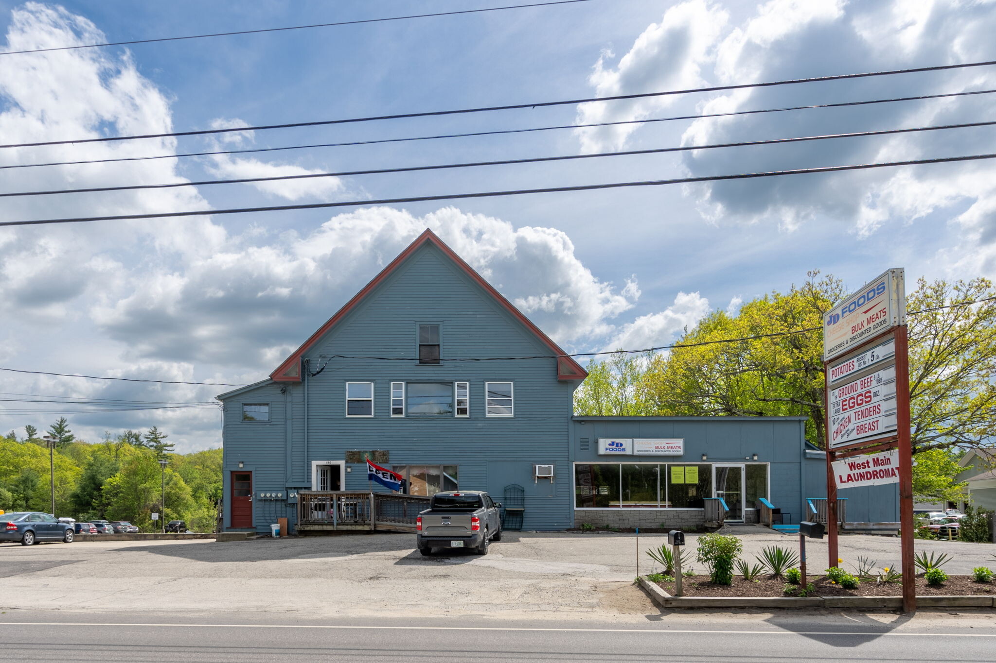 188 W Main St, Hillsborough, NH for lease Building Photo- Image 1 of 8