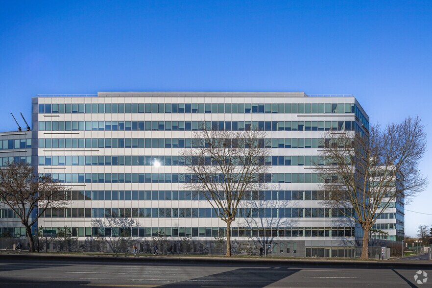 10 Avenue Aristide Briand, Bagneux à louer - Photo du bâtiment - Image 3 de 3