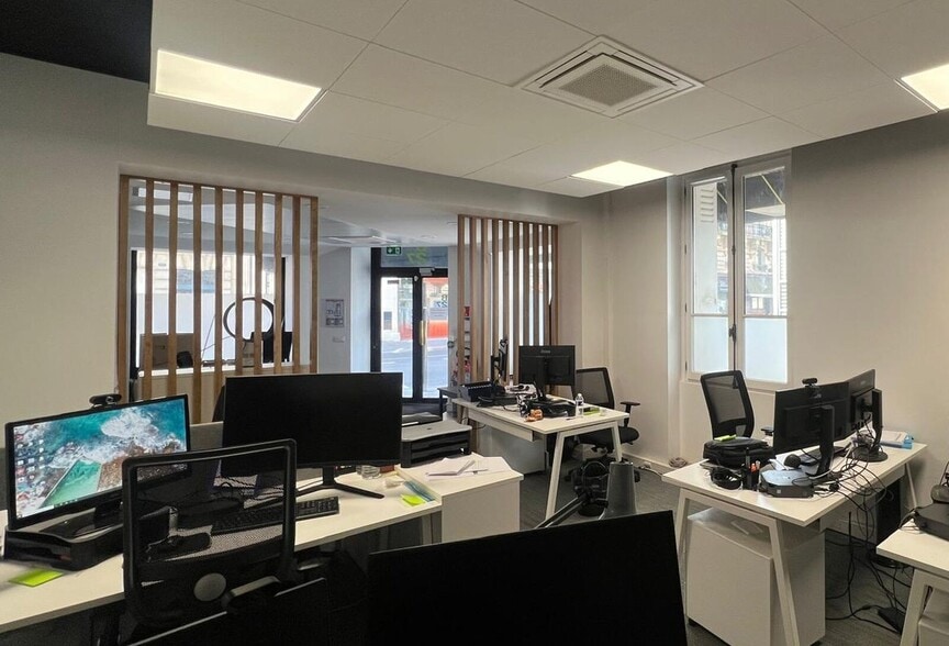 150 Rue De Vaugirard, Paris for lease - Building Photo - Image 2 of 17