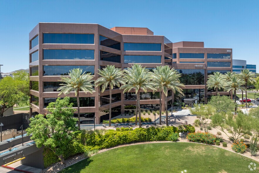 1501 W Fountainhead Pky, Tempe, AZ à louer - Photo principale - Image 1 de 6