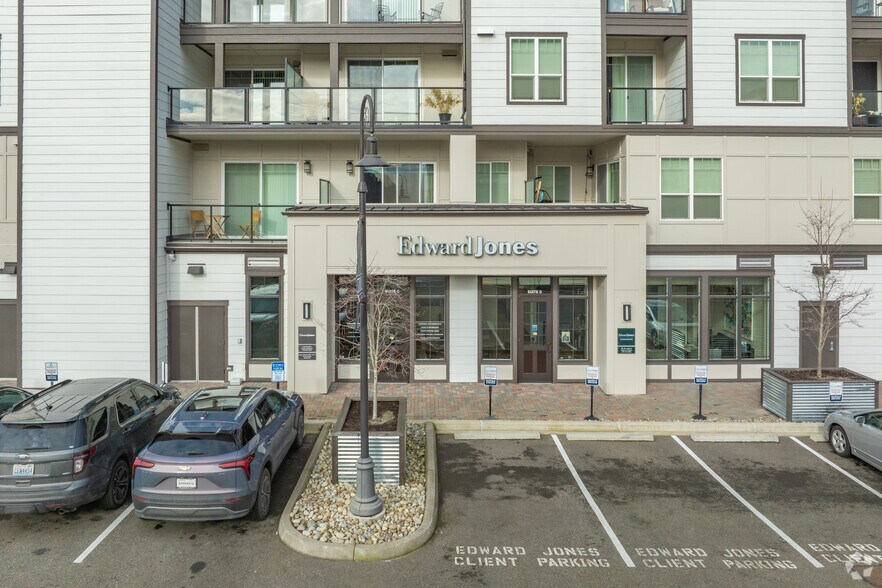 5020 Main St, Ruston, WA à louer - Photo du bâtiment - Image 2 de 5