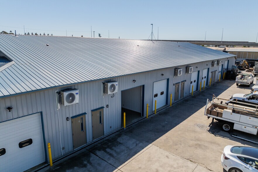 3487 Collins Ave, Richmond, CA à louer - Photo du bâtiment - Image 2 de 18