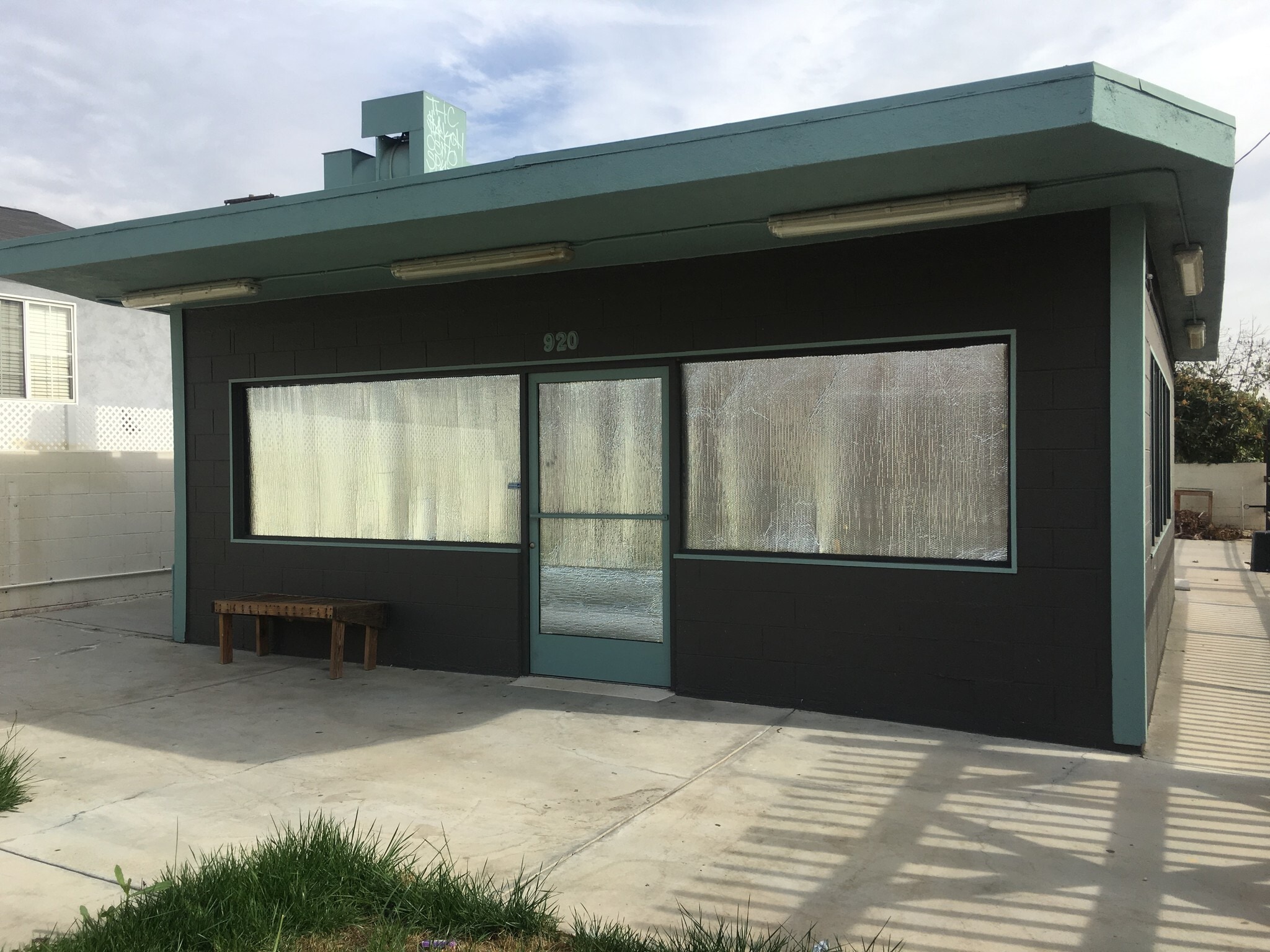 920 N Bonnie Beach Pl, Los Angeles, CA for sale Building Photo- Image 1 of 31