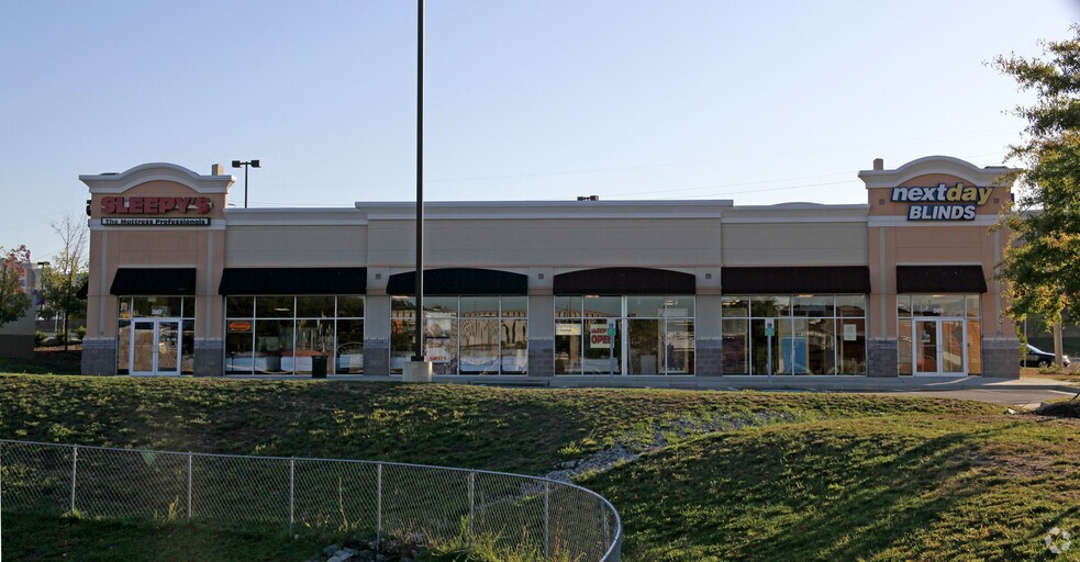 2300-2485 Prince William Pky, Woodbridge, VA for lease - Building Photo - Image 1 of 4