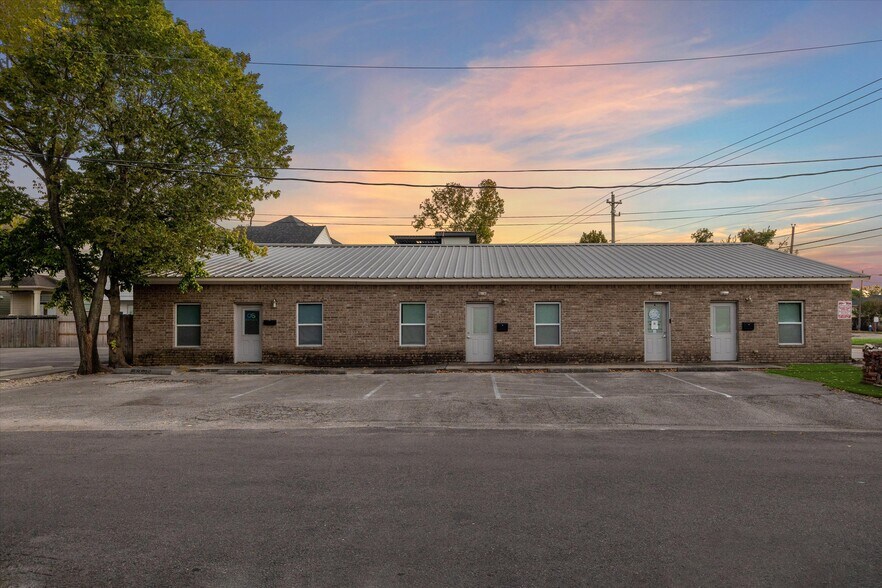6212 N Main St, Houston, TX à vendre - Photo du bâtiment - Image 2 de 10