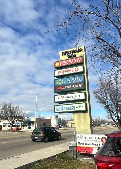 1228-1240 Caldwell Blvd, Nampa, ID à louer - Photo du bâtiment - Image 2 de 4