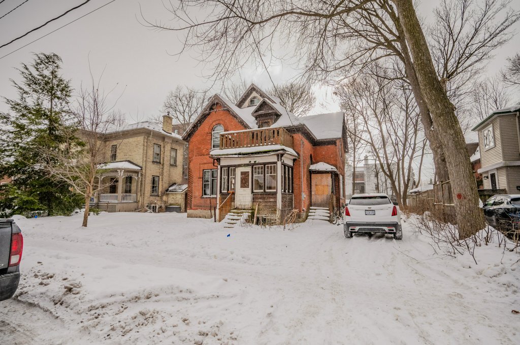 223 Mary St, Waterloo, ON for sale Building Photo- Image 1 of 1