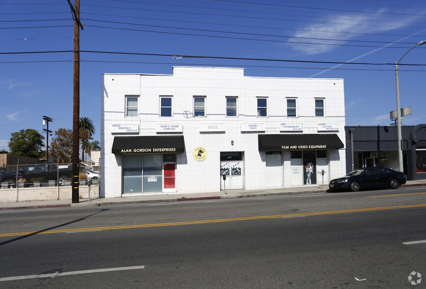 5625 Melrose Ave, Los Angeles, CA à vendre - Photo du bâtiment - Image 2 de 7