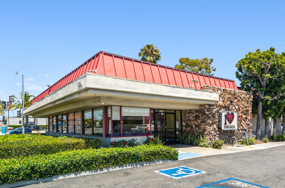 3001-3041 S Bristol St, Santa Ana, CA for lease Primary Photo- Image 1 of 9