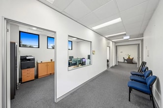1-5 Grand Plaza Dr, Browns Plains for lease Interior Photo- Image 1 of 9