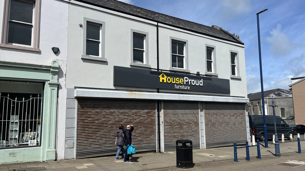 1-10 Queen St, Coleraine à louer - Photo du bâtiment - Image 1 de 3