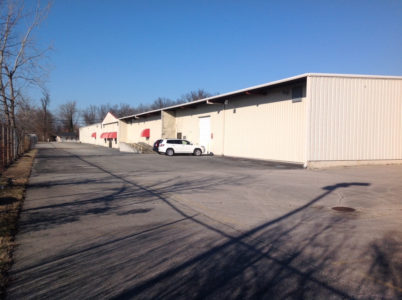 1224 Old Fern Valley Rd, Louisville, KY for lease Building Photo- Image 1 of 10