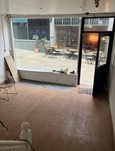 Vicar Ln, Leeds for lease Interior Photo- Image 1 of 4