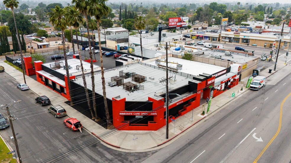 19234 Vanowen St, Reseda, CA for lease - Building Photo - Image 1 of 15