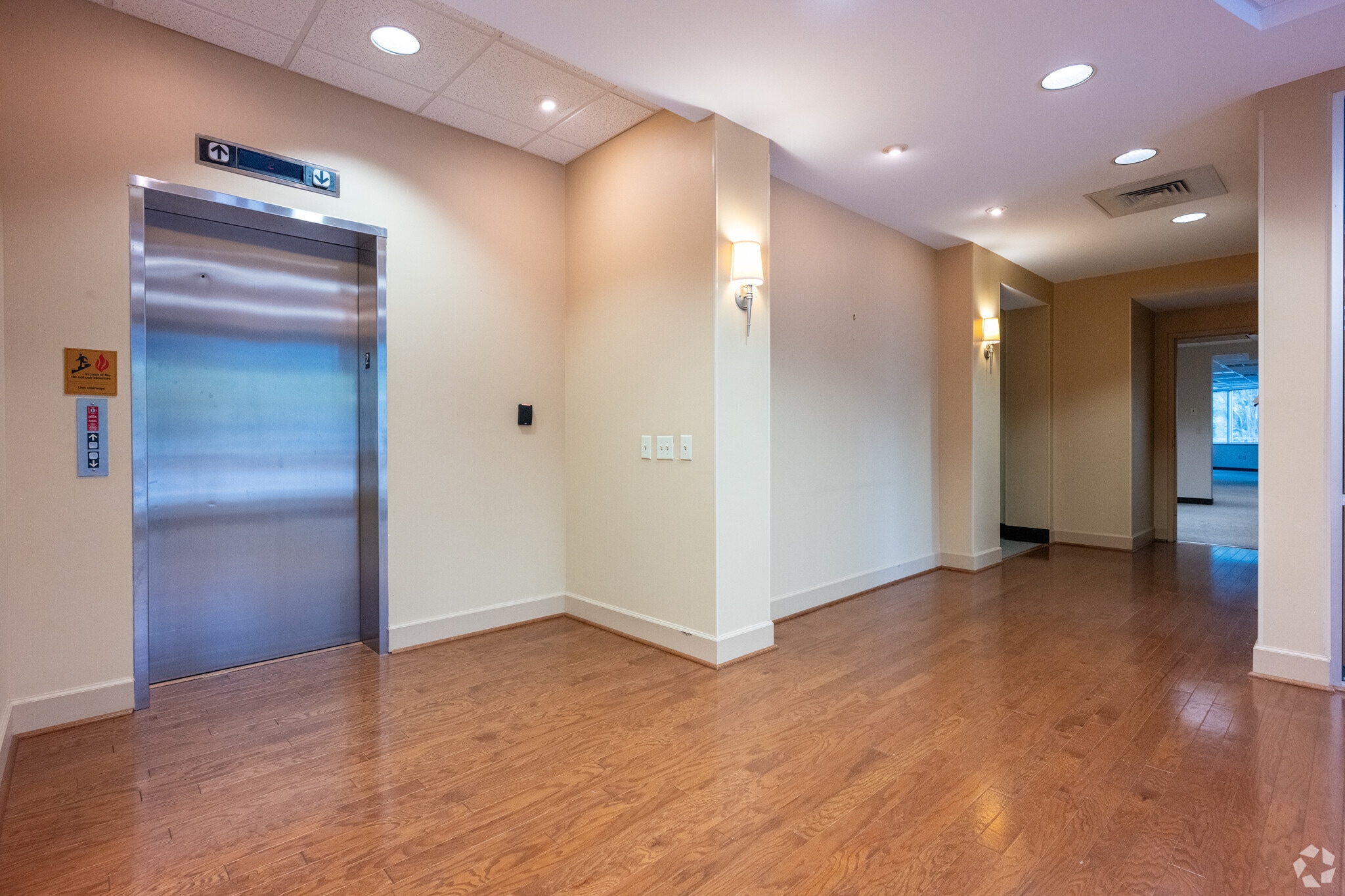 1829 Eastchester Dr, High Point, NC for lease Building Photo- Image 1 of 11