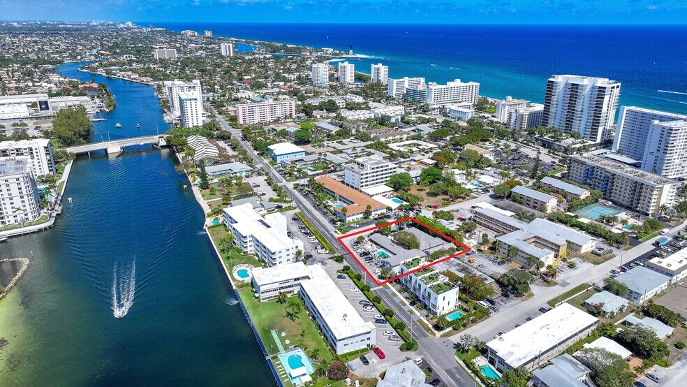 1020 N Riverside Dr, Pompano Beach, FL à vendre - Photo du bâtiment - Image 2 de 25