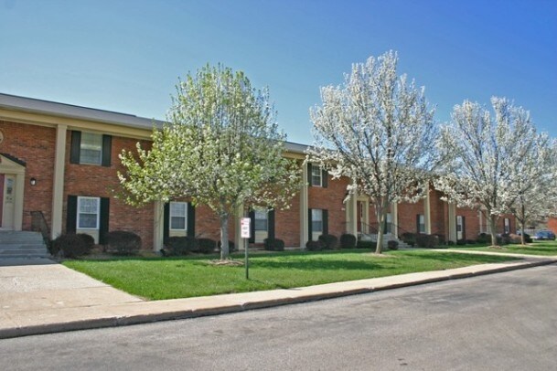 1000 Portsmouth Dr, Elkhart, IN à vendre - Photo du bâtiment - Image 2 de 3