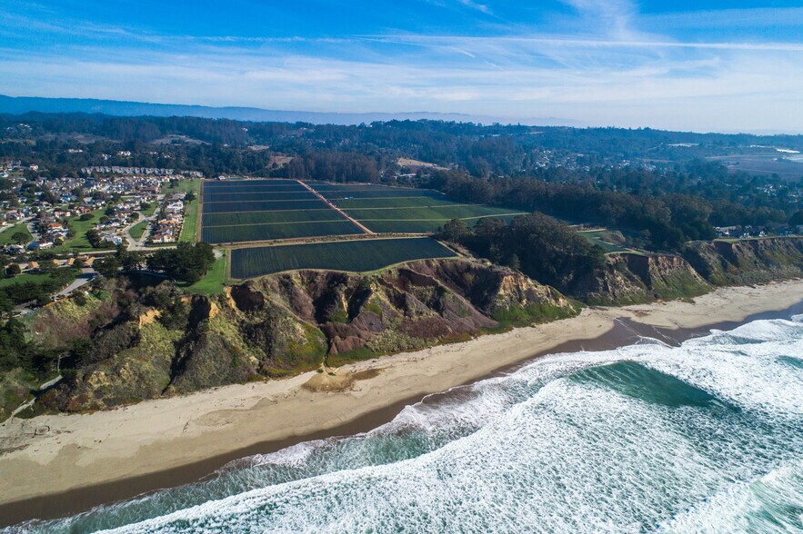 Sumner Ave, Aptos, CA à vendre - Photo du bâtiment - Image 2 de 15