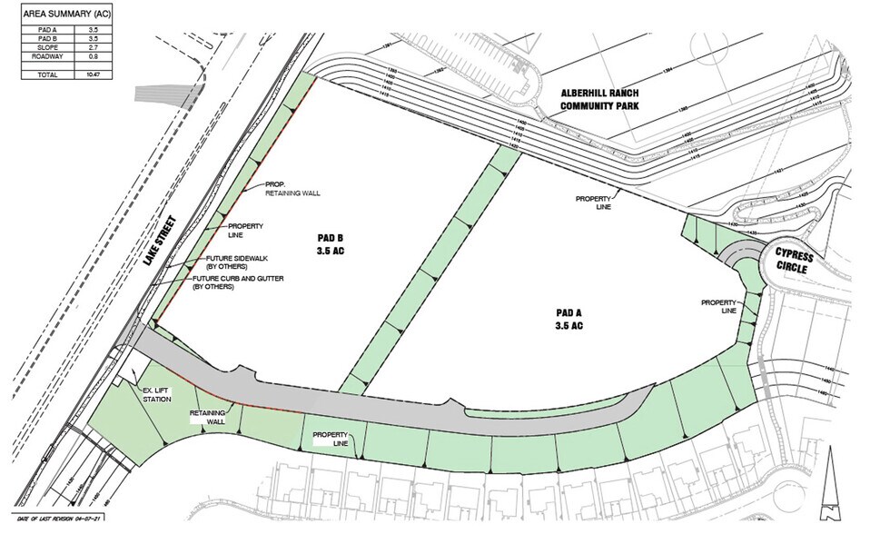 Ladrillo St, Lake Elsinore, CA à vendre - Photo du bâtiment - Image 2 de 5